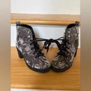 Steve Madden Gray Velvet Lace-Up Boots